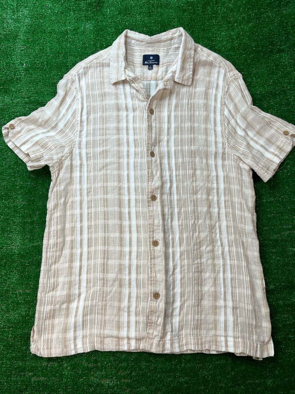 Ben Sherman Short Sleeve Button-Up Shirt Size L Beige White Striped